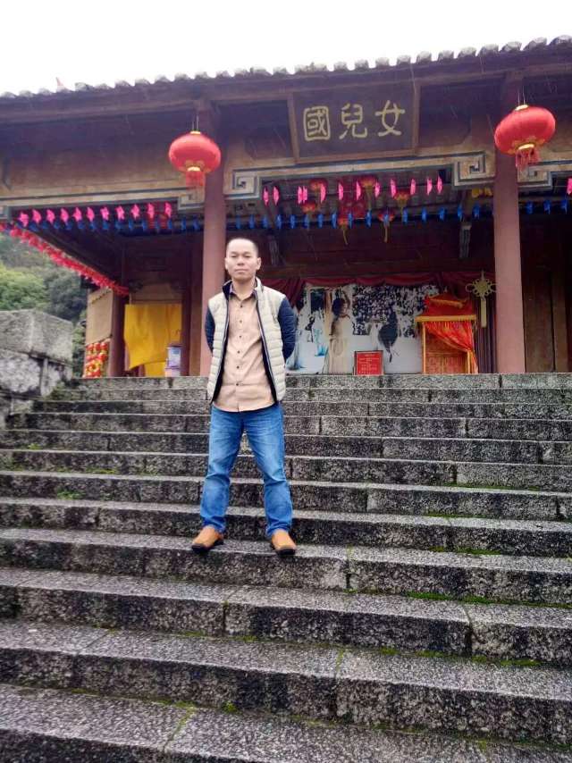 黄阿姨照片