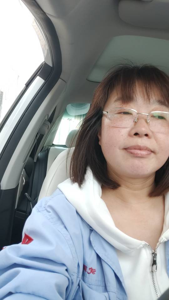 阿姨资料照片