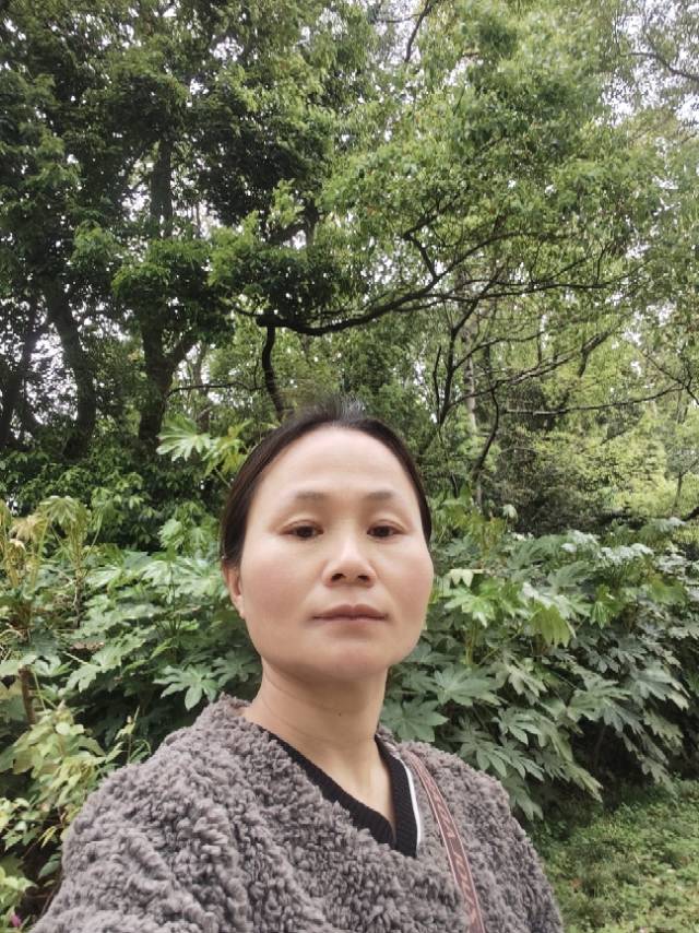 郑阿姨照片