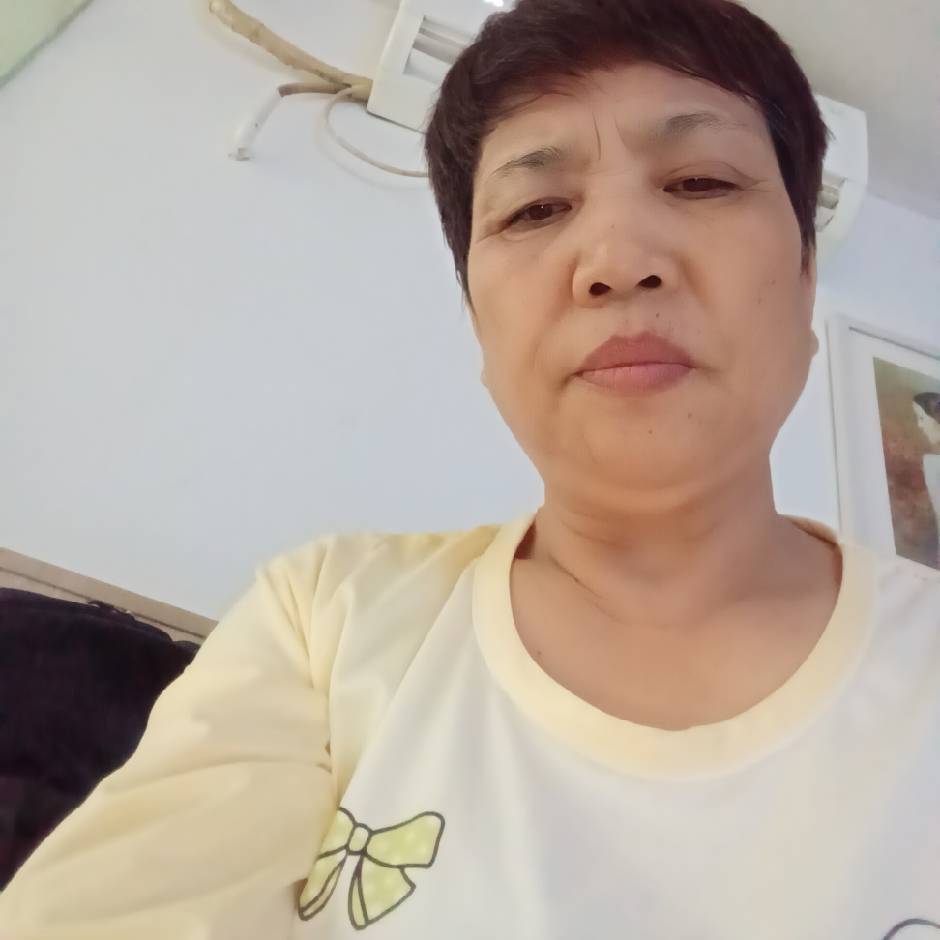 李阿姨照片