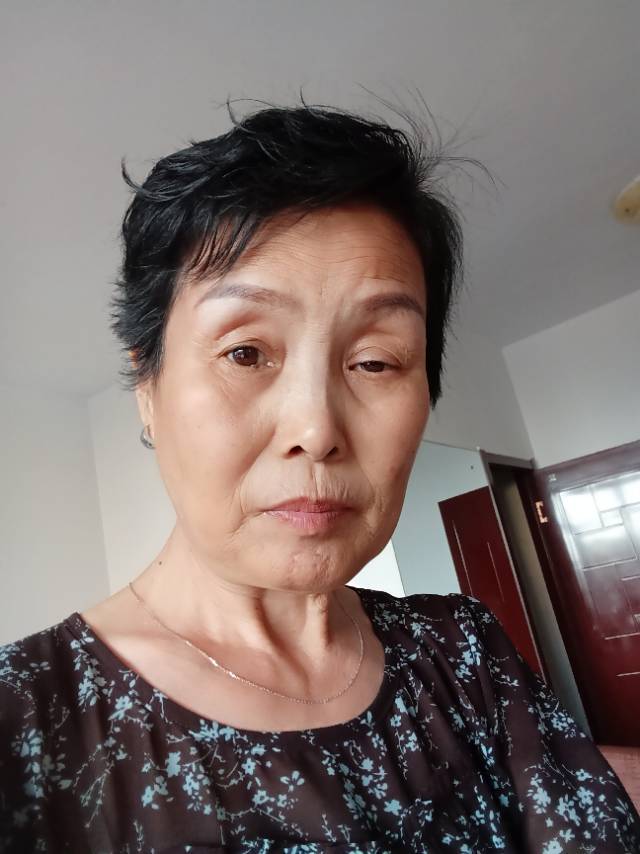姜护工照片