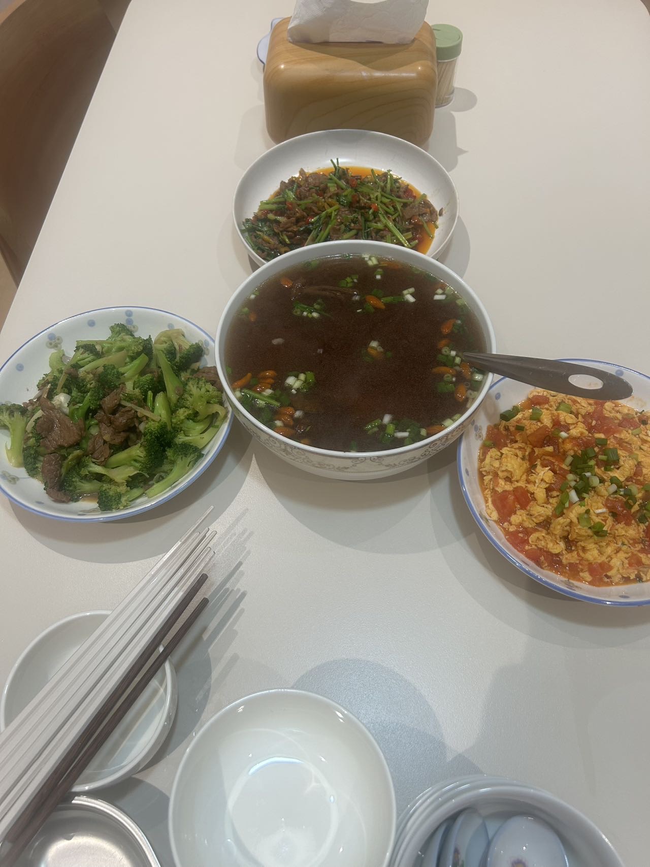 康阿姨照片