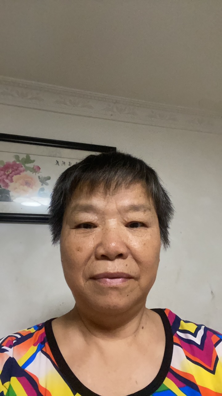 阿姨资料照片