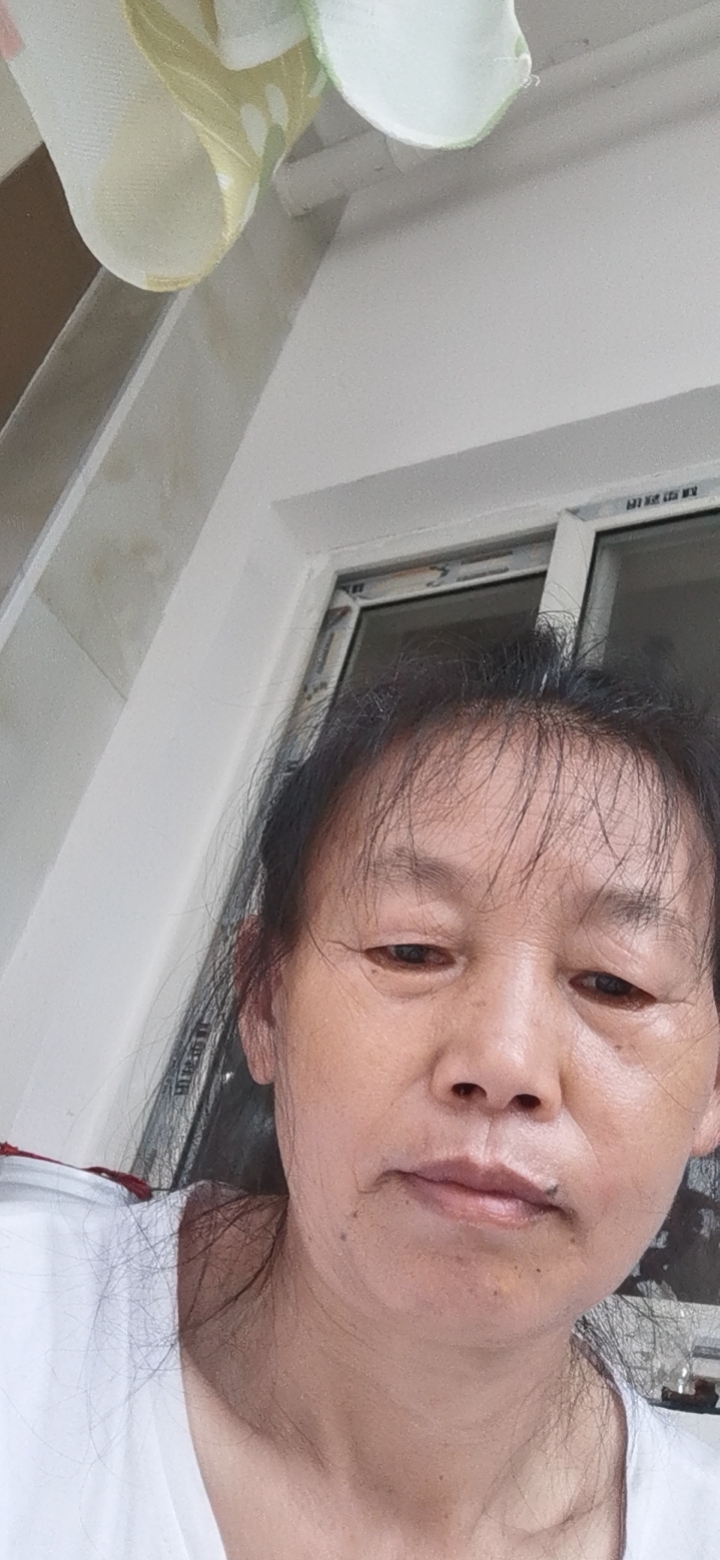 阿姨资料照片
