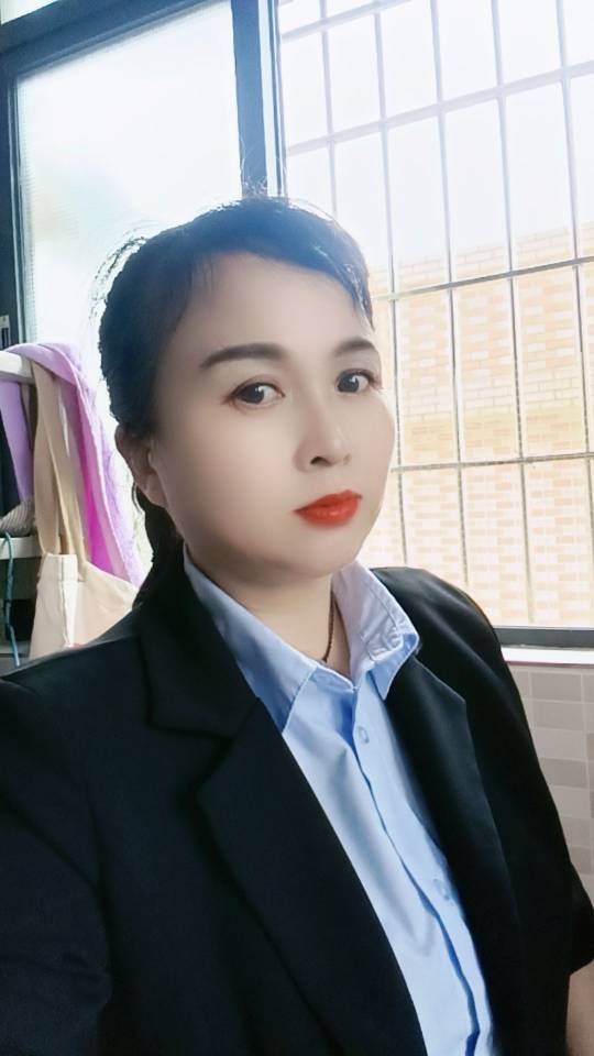 沈阿姨照片