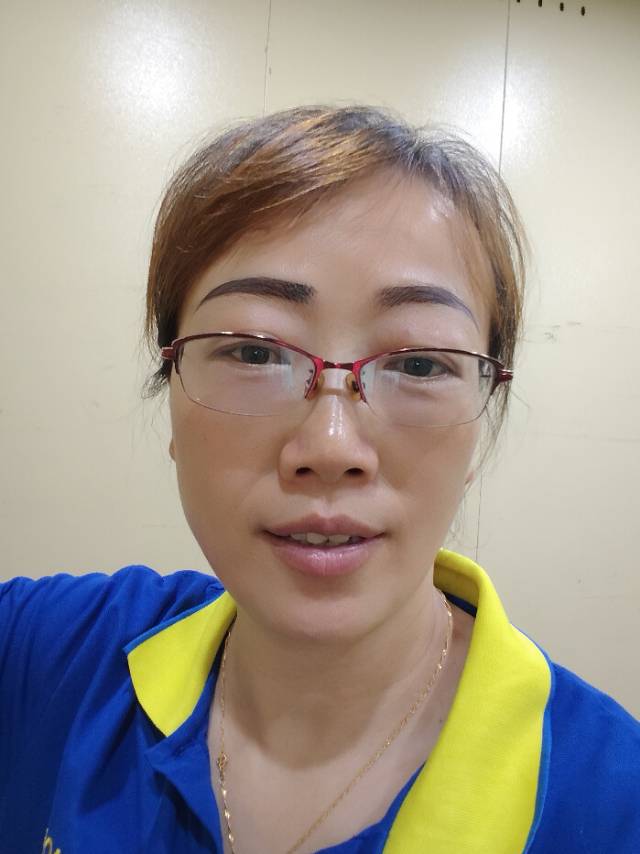 阿姨资料照片