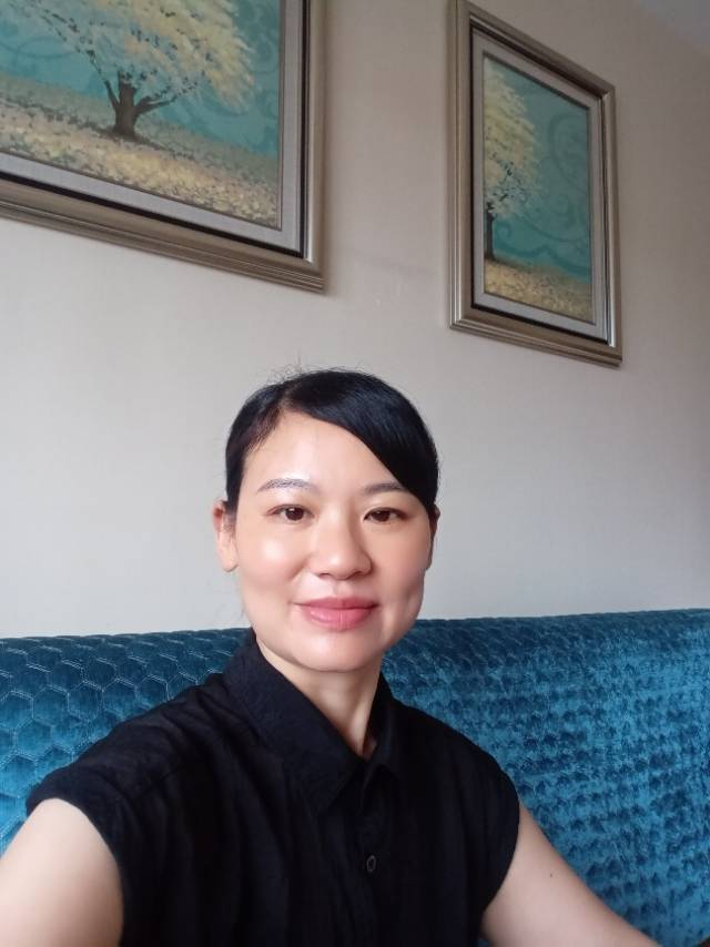 阿姨资料照片