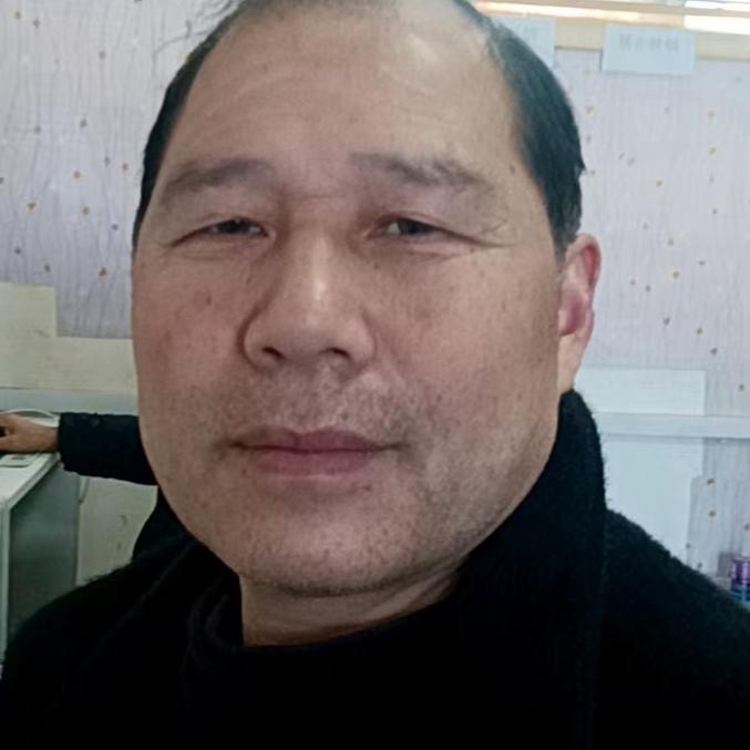 靳护工照片