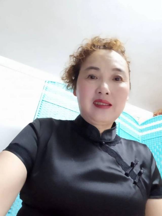 李阿姨照片