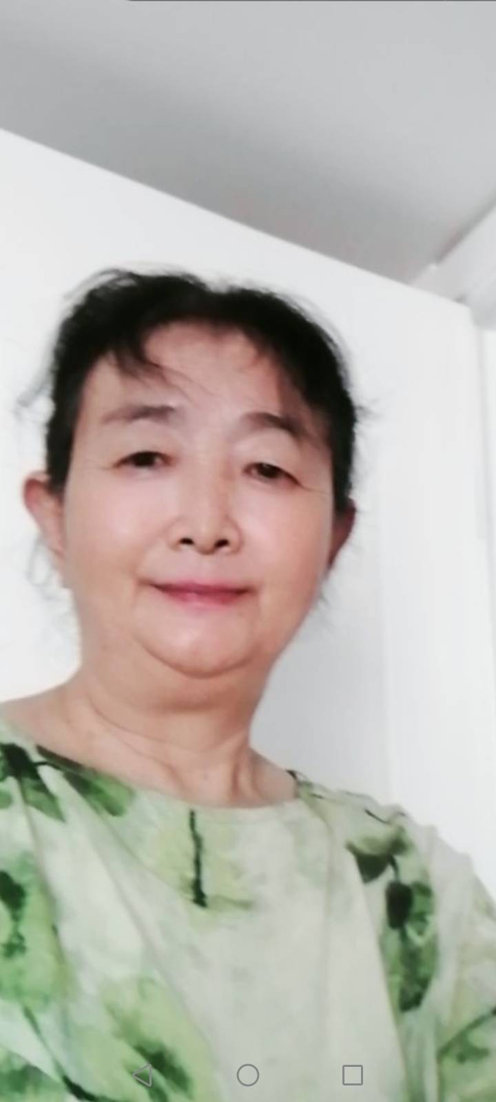 卢阿姨照片