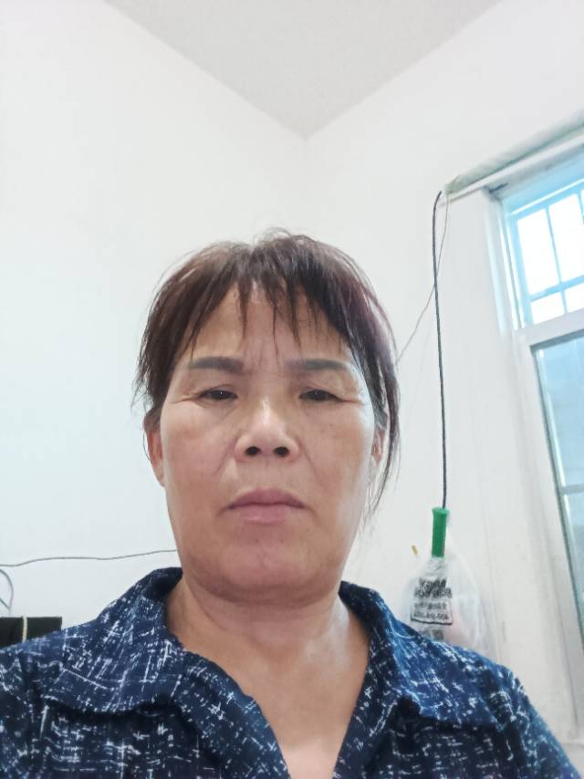 周护工照片