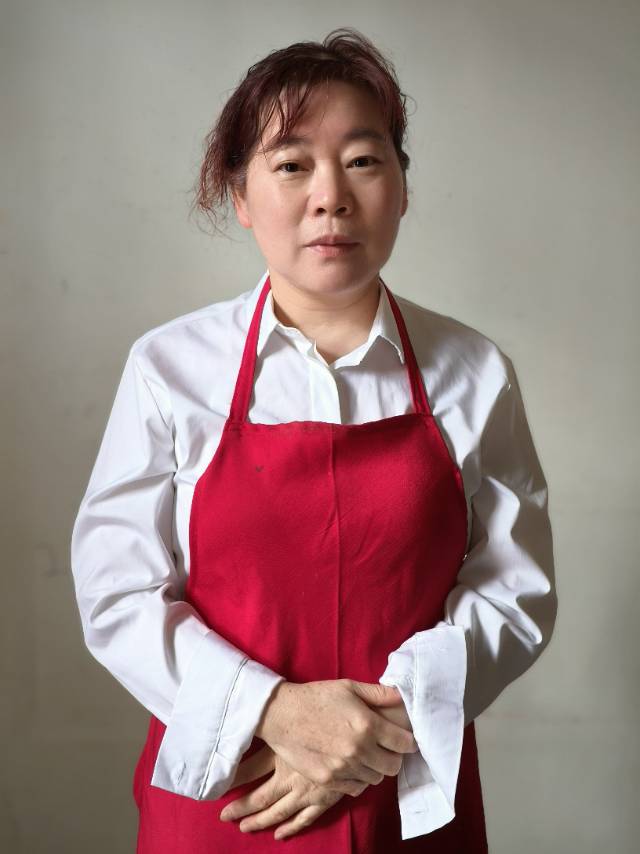 阿姨资料照片