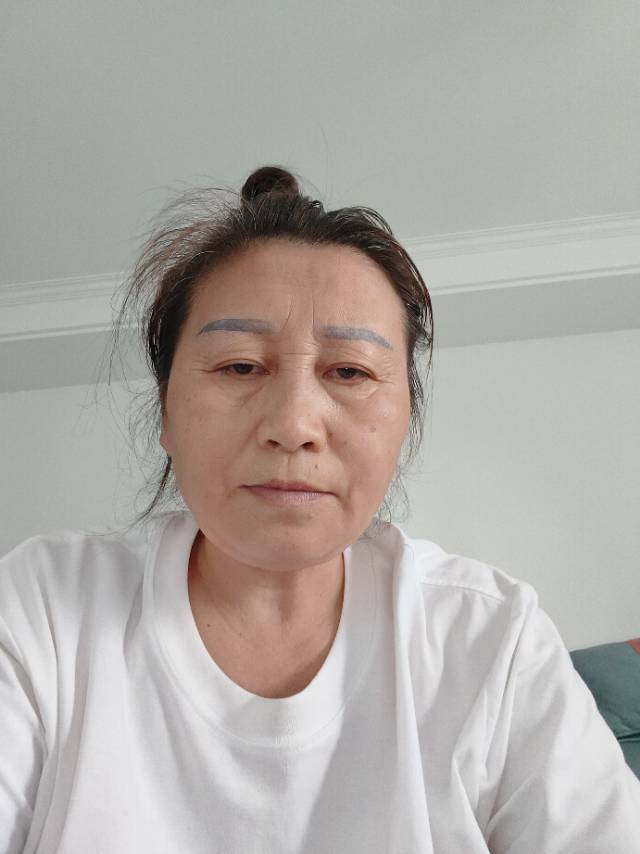 阿姨资料照片