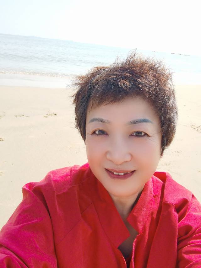 阮阿姨照片