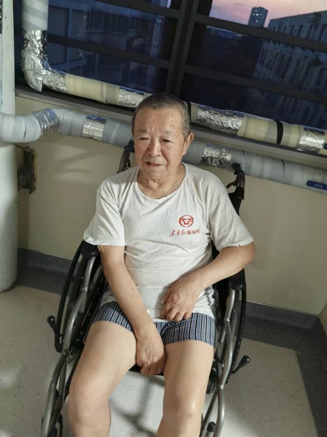 赵护工照片