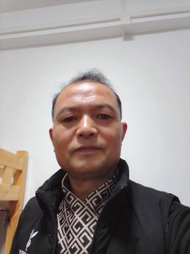 卢阿姨照片
