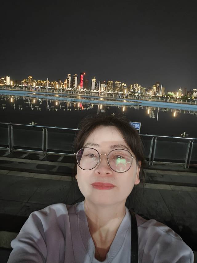 汪阿姨照片