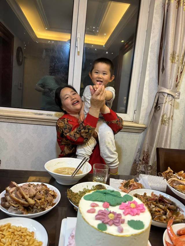 袁阿姨照片