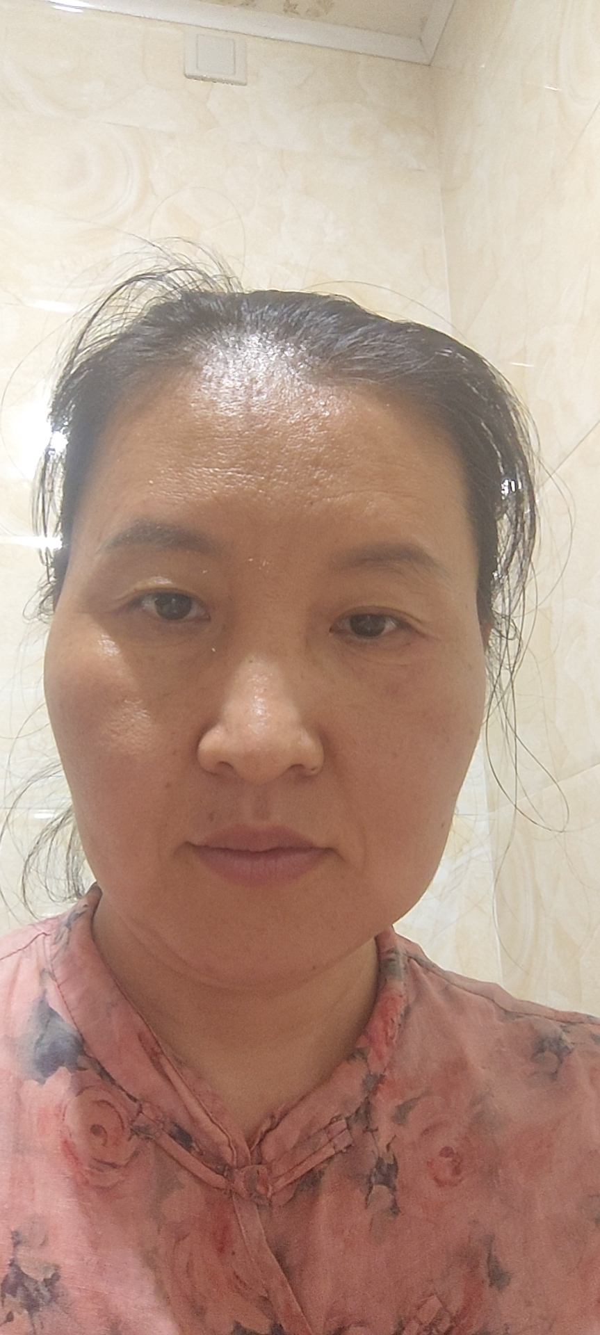 阿姨资料照片