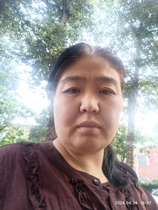 周护工照片