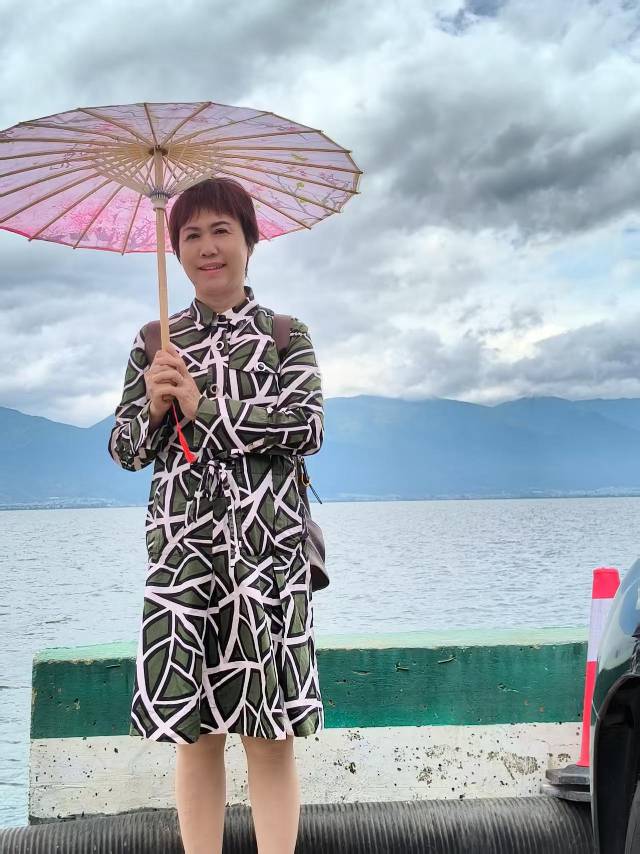 王阿姨照片