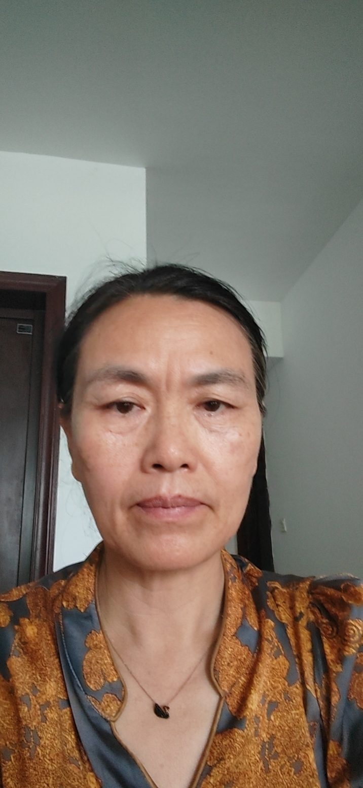 周阿姨照片