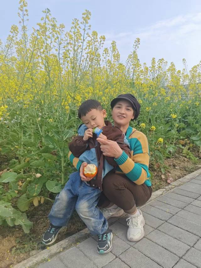 彭阿姨照片