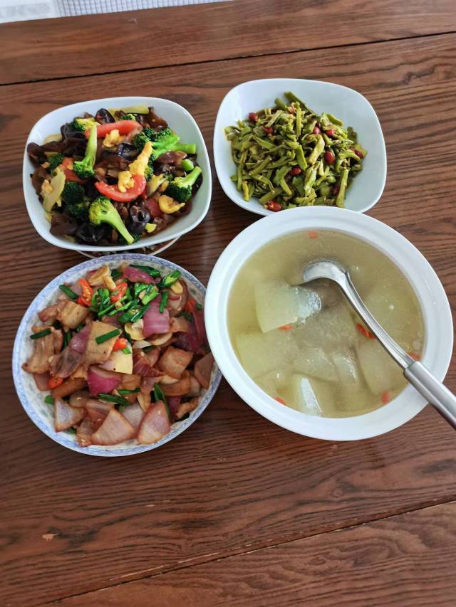 刘阿姨照片