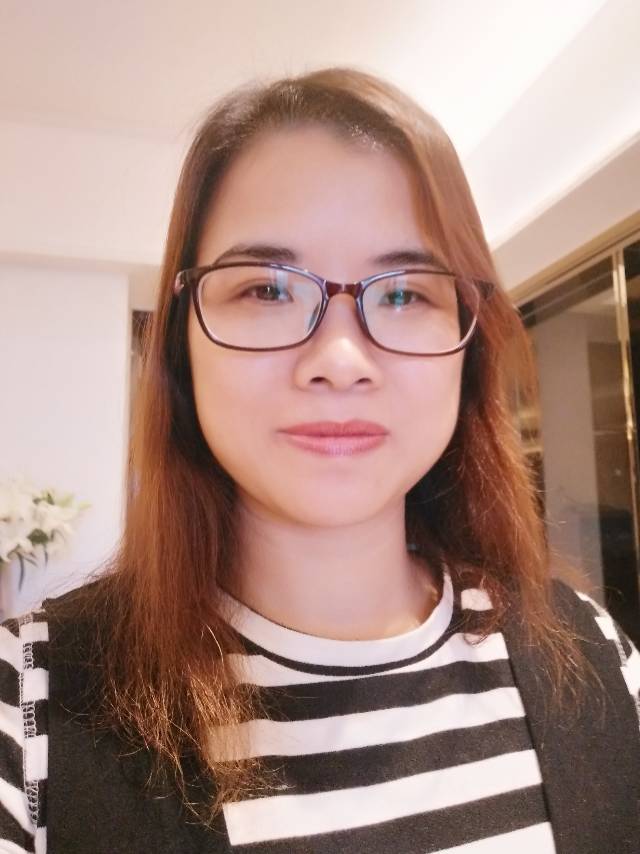 黄阿姨照片