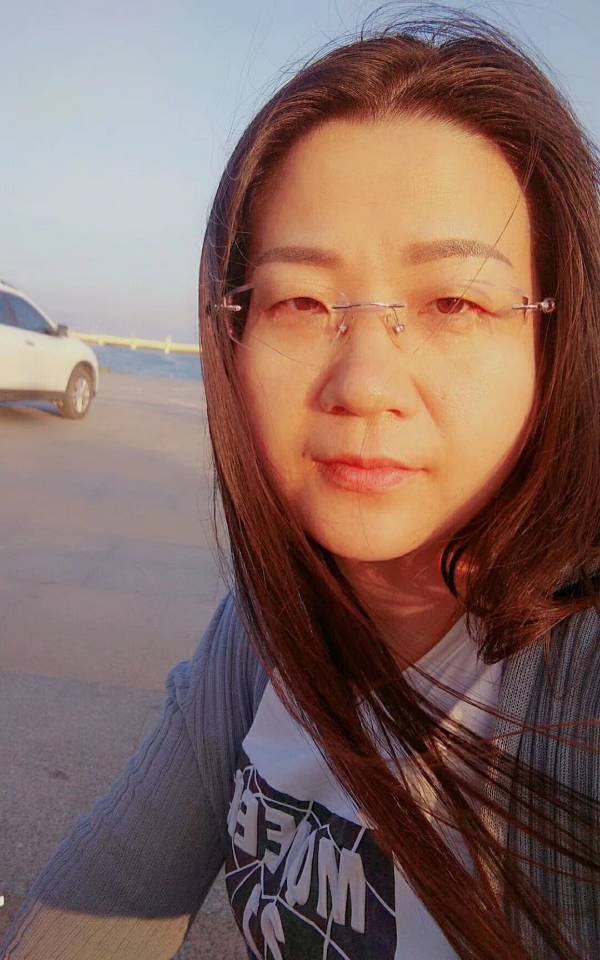 张阿姨照片