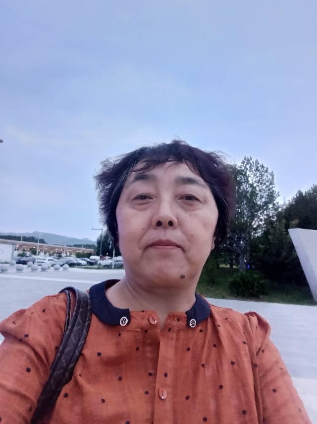 杨阿姨照片