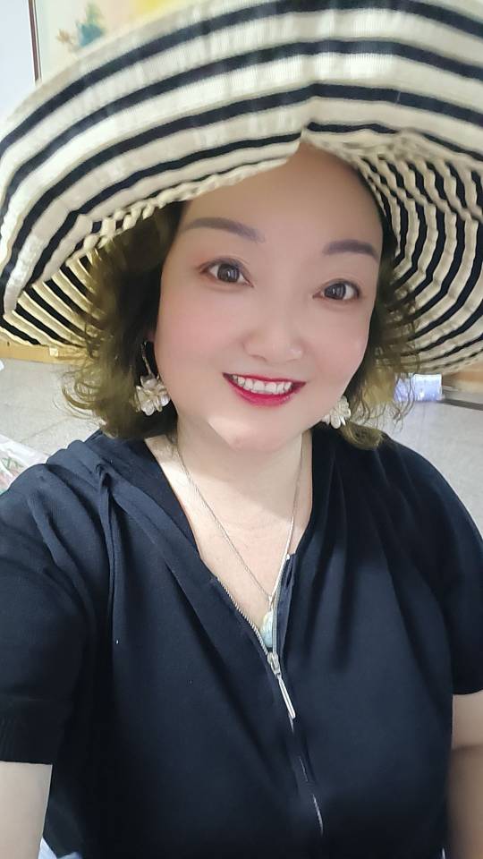魏阿姨照片