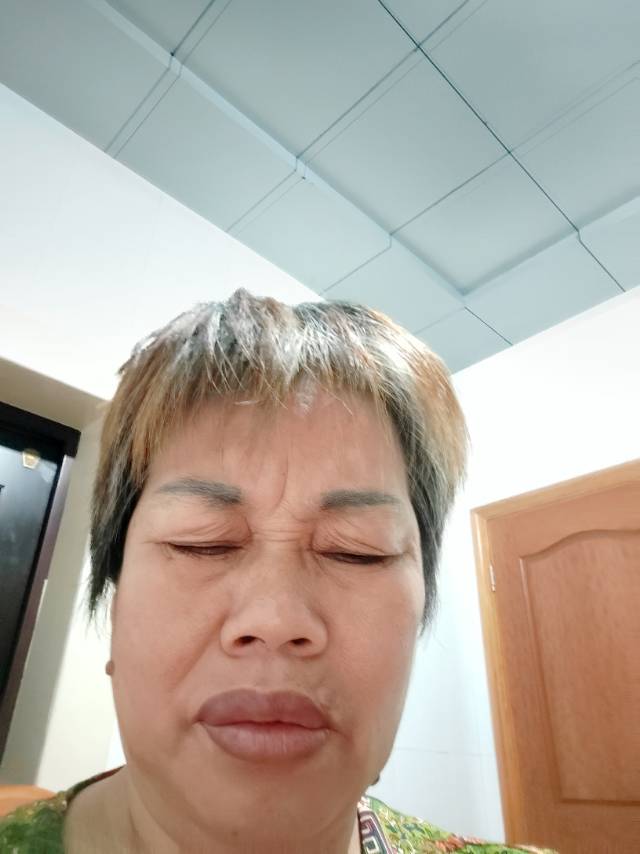 阿姨资料照片