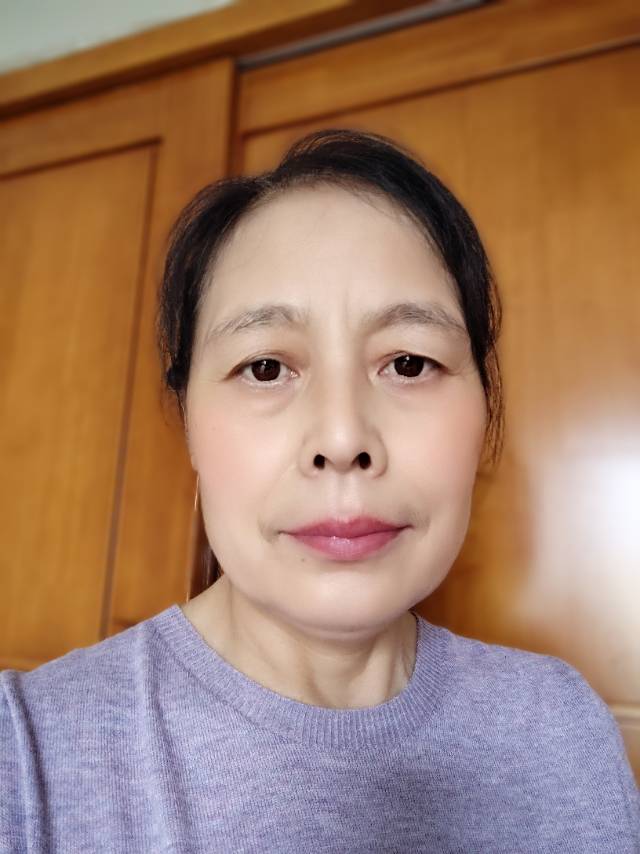 阿姨资料照片