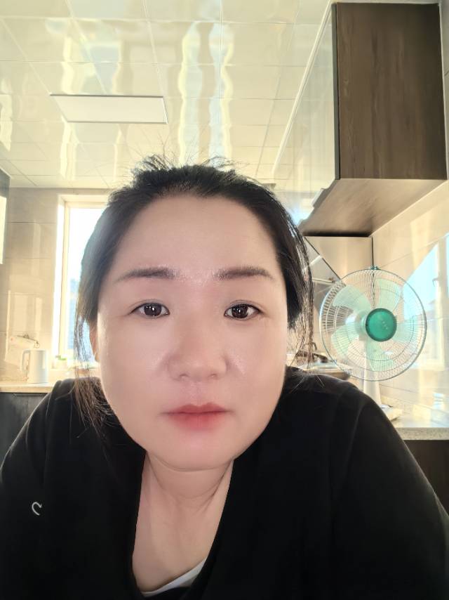 阿姨资料照片