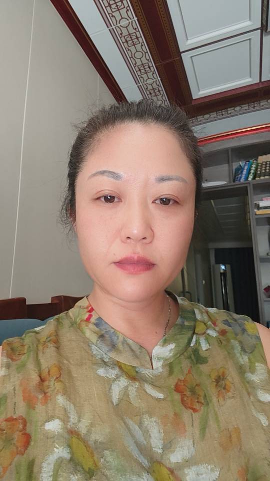 阿姨资料照片