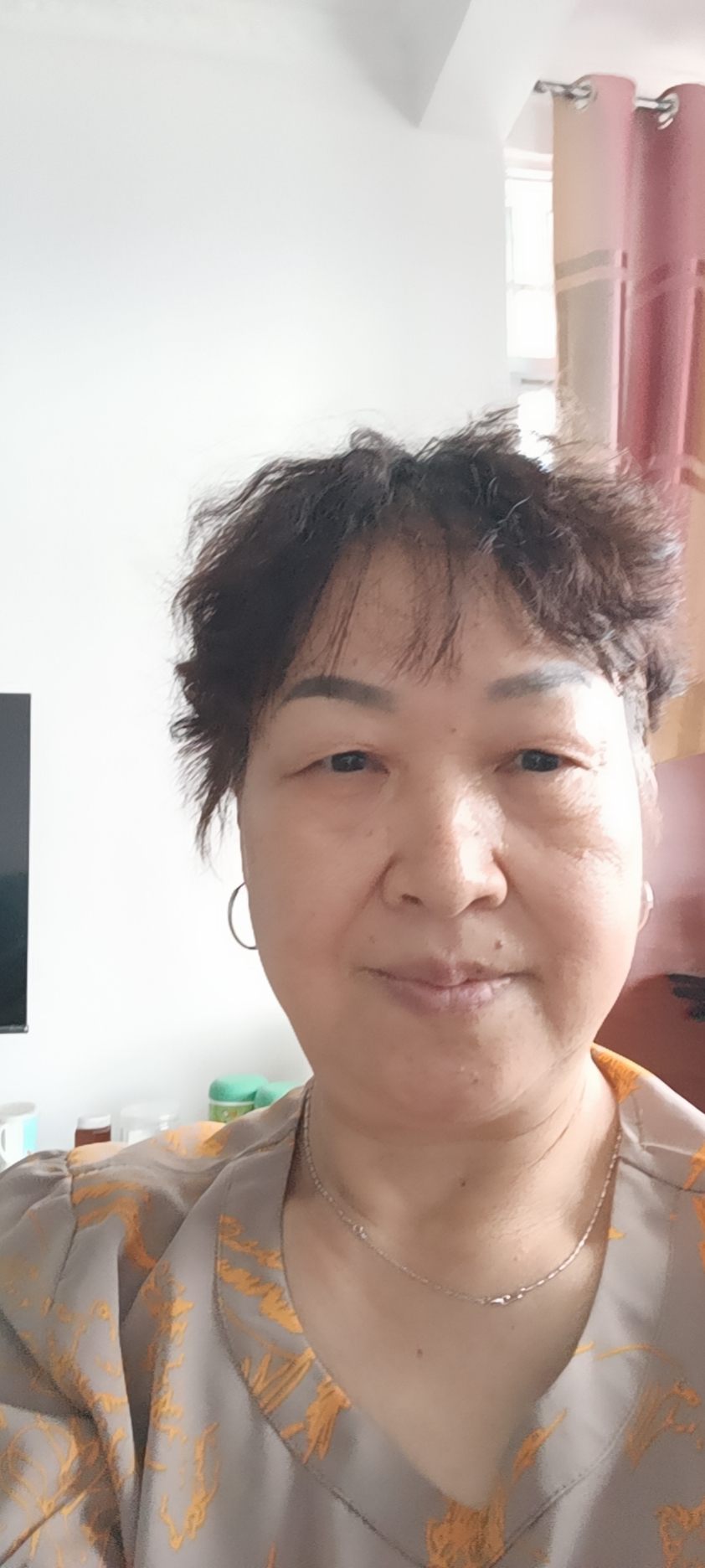 阿姨资料照片
