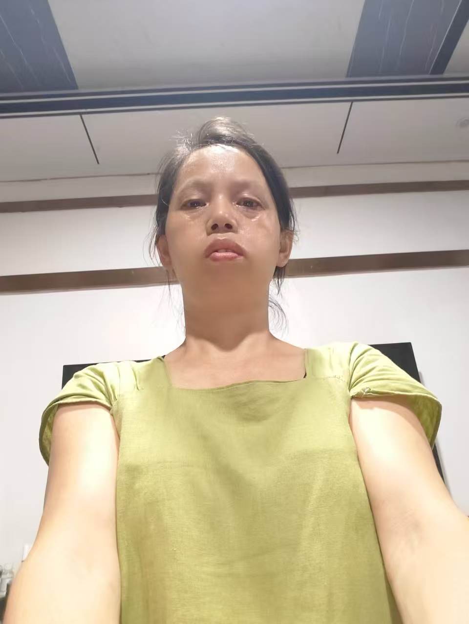 许护工照片