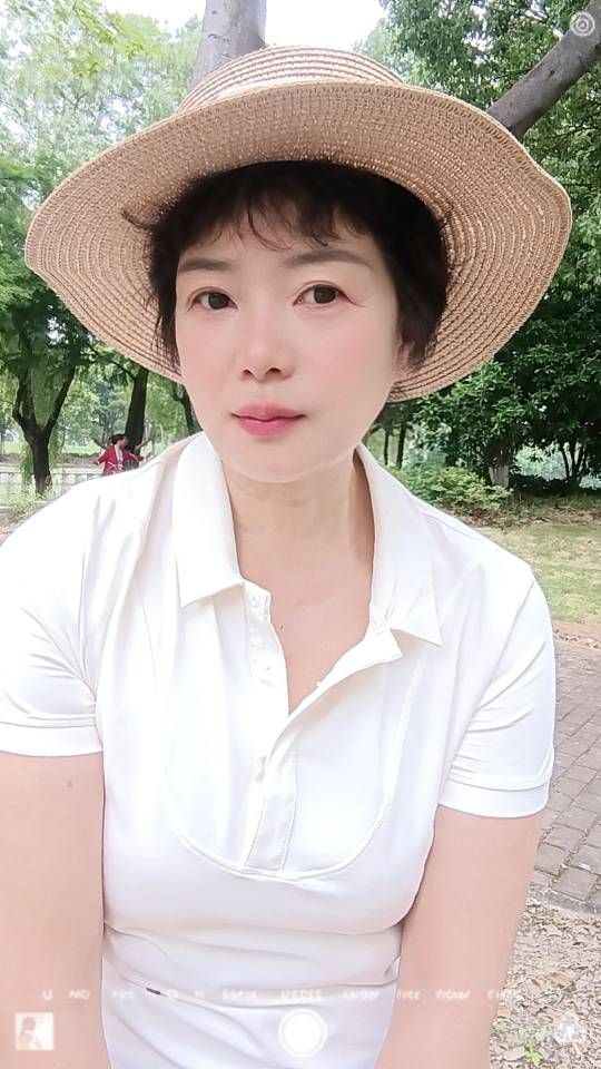 孙阿姨照片