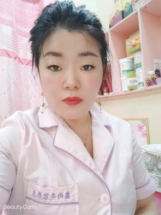周护工照片