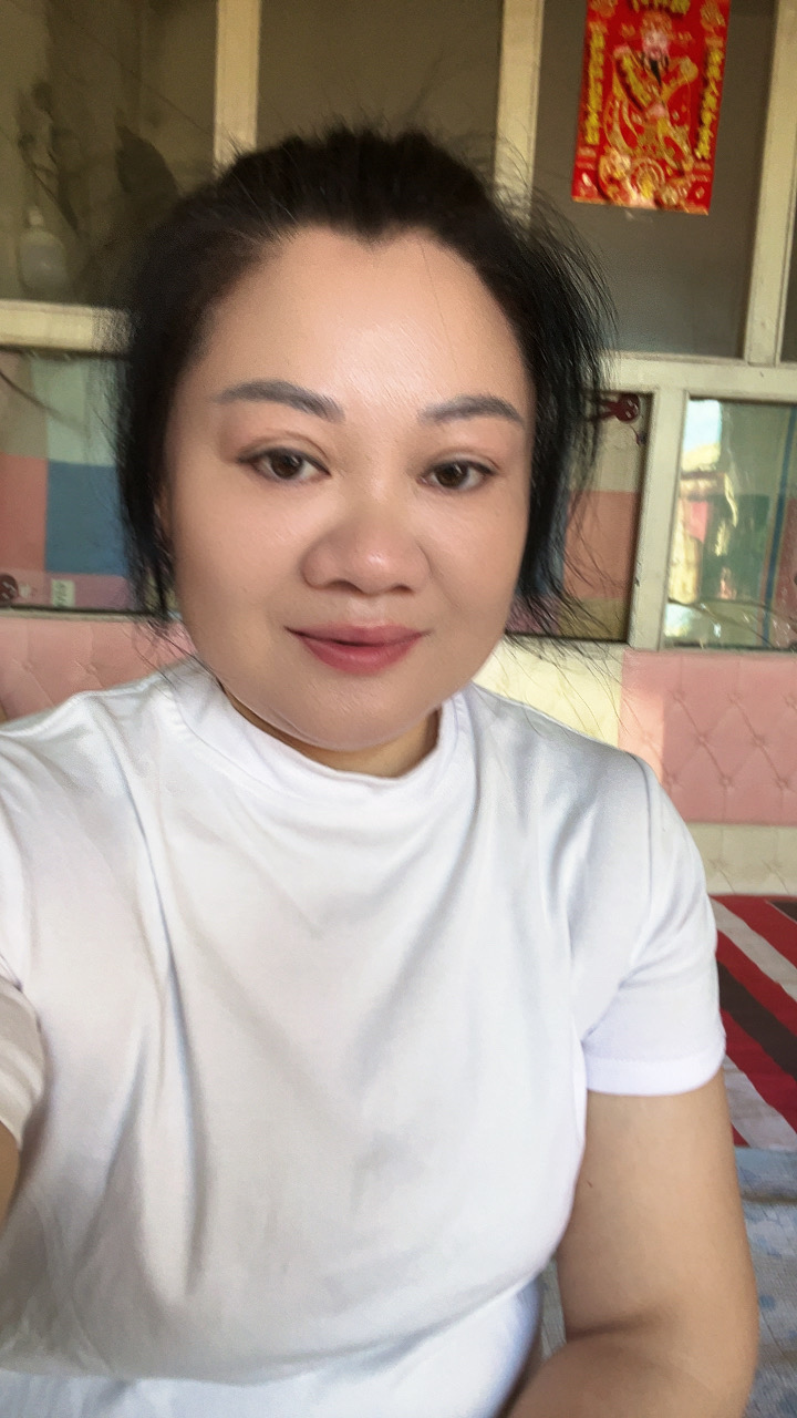 阿姨资料照片