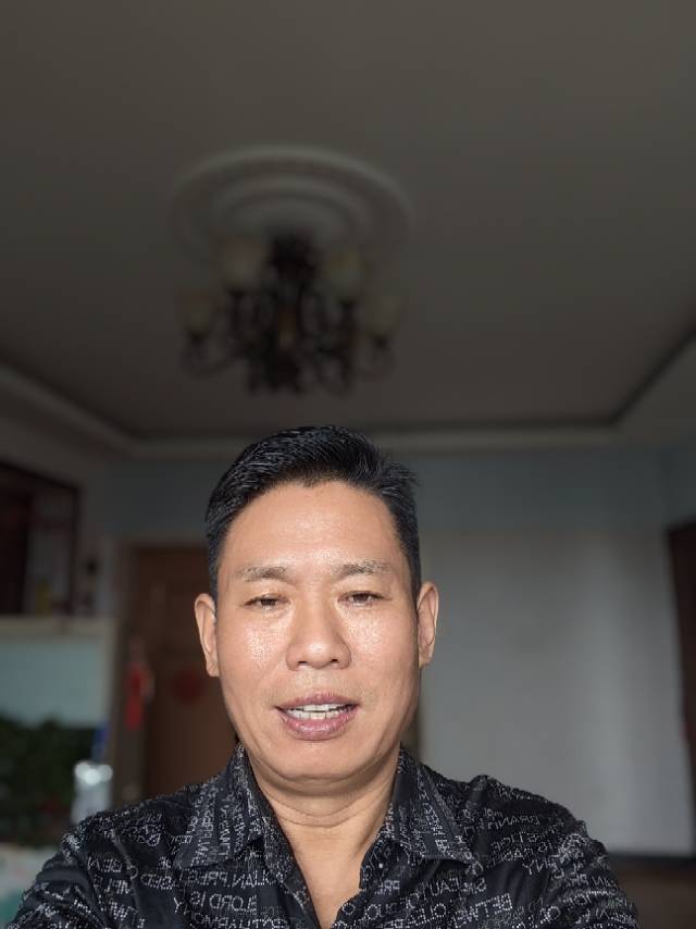 阿姨资料照片