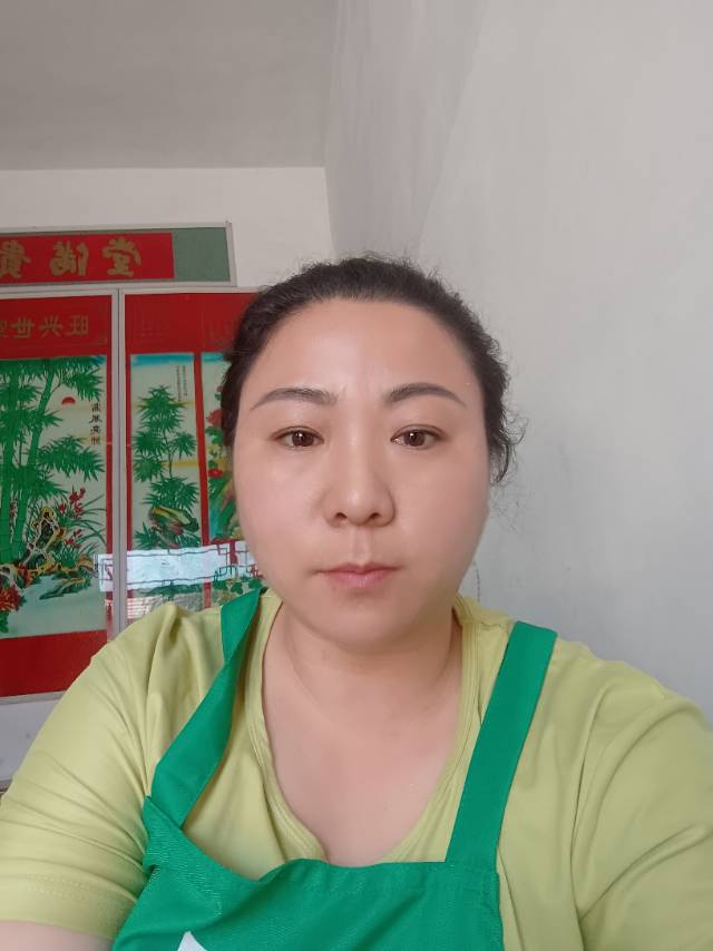阿姨资料照片