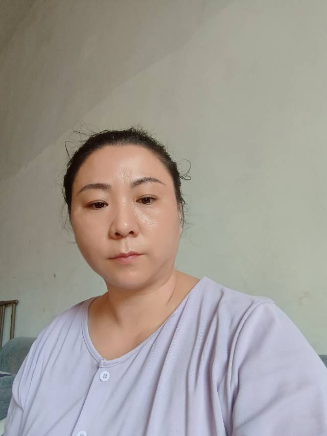 石阿姨照片