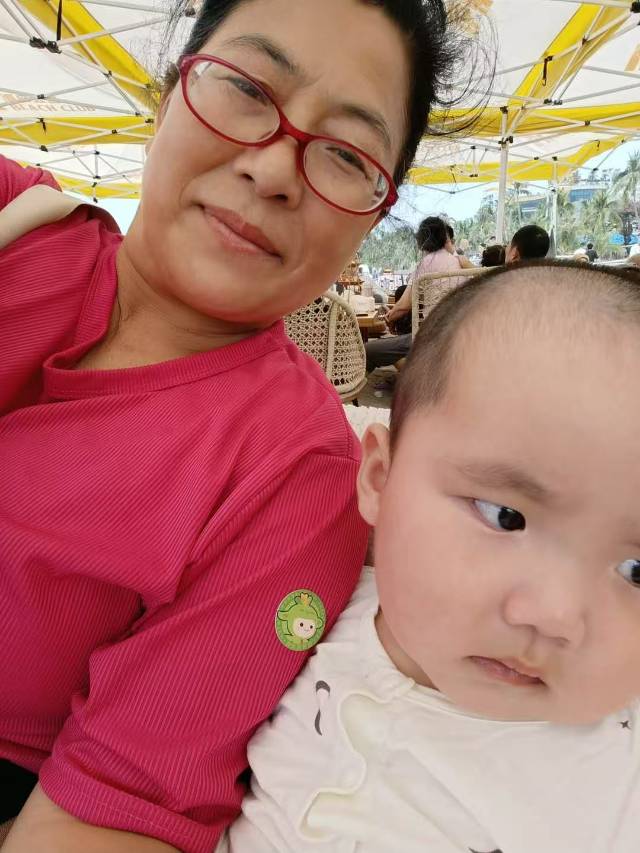 张阿姨照片