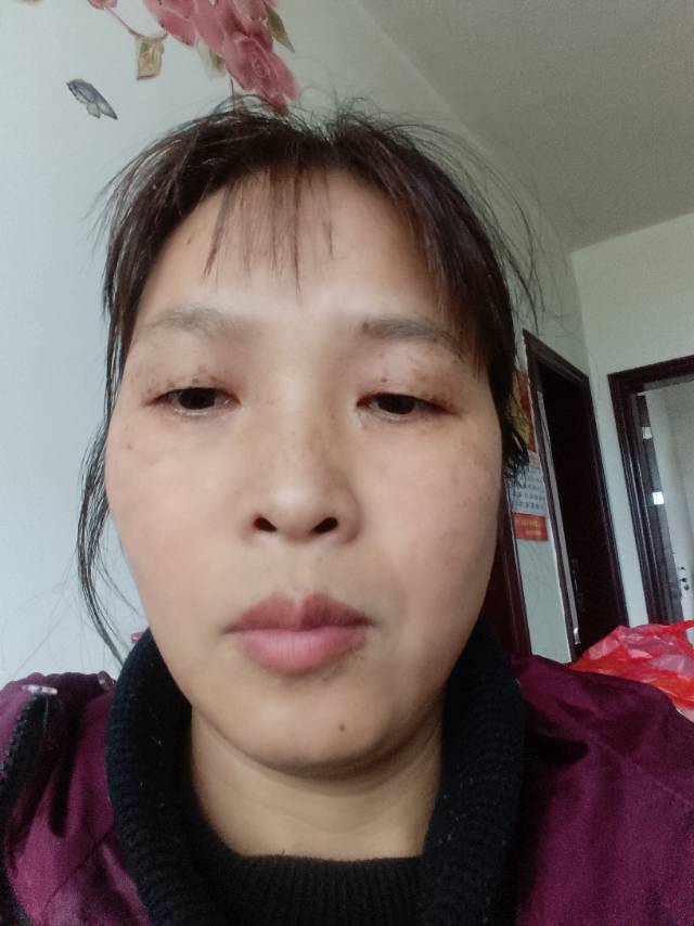 万护工照片