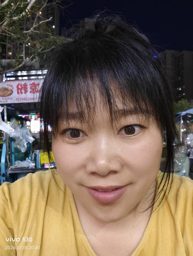 陈阿姨照片