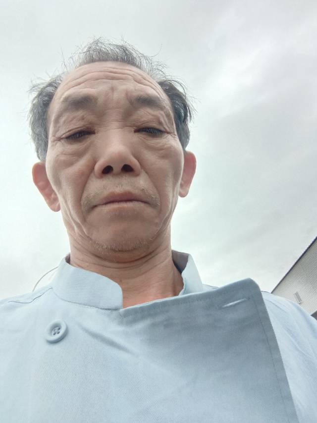 阿姨资料照片