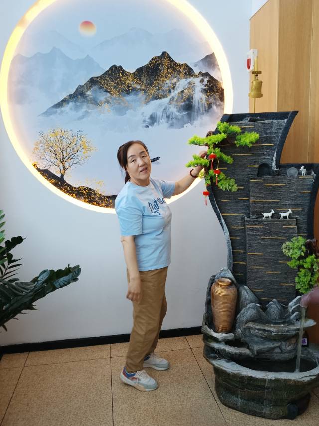 张护工照片