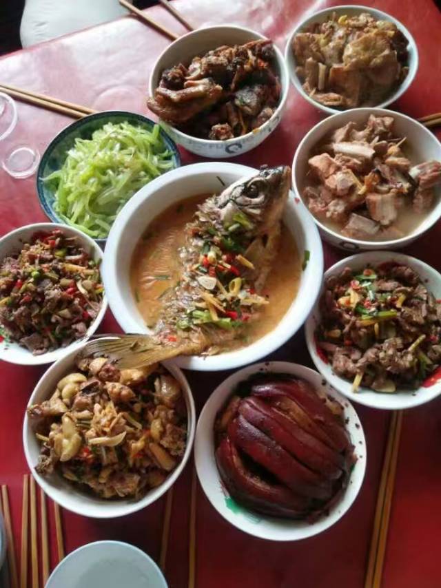 邓阿姨照片
